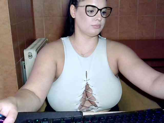 MoniqQuuen webcam