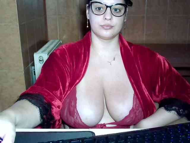 MoniqQuuen webcam