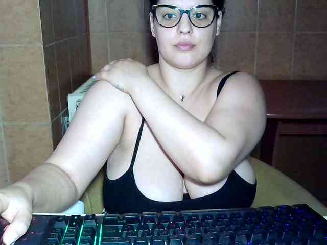 MoniqQuuen webcam