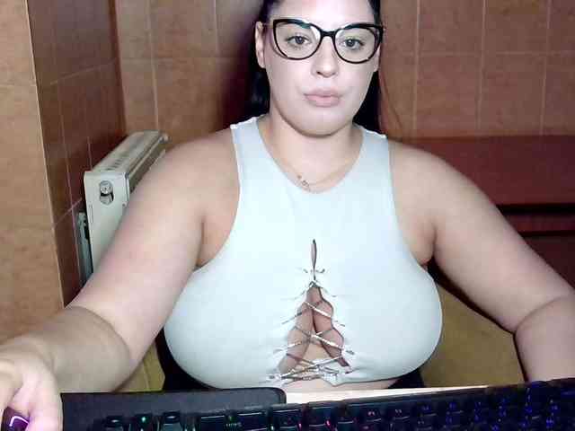 MoniqQuuen webcam