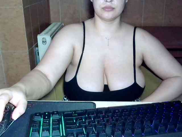 MoniqQuuen webcam