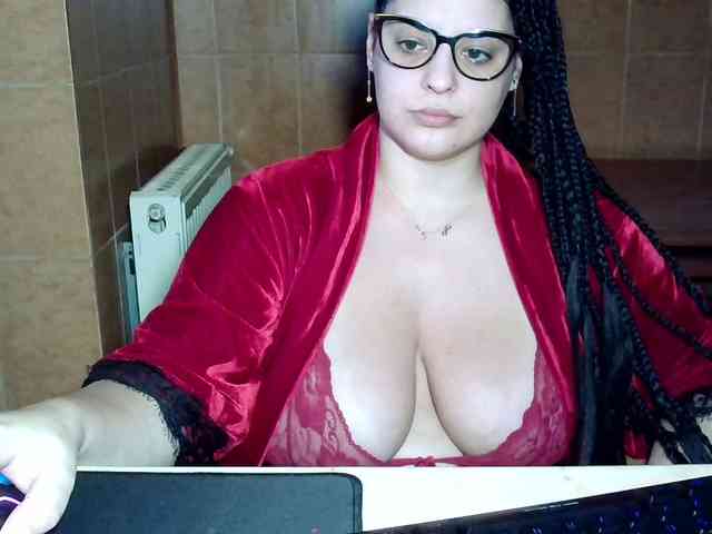 MoniqQuuen webcam