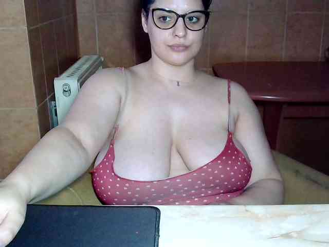 MoniqQuuen webcam