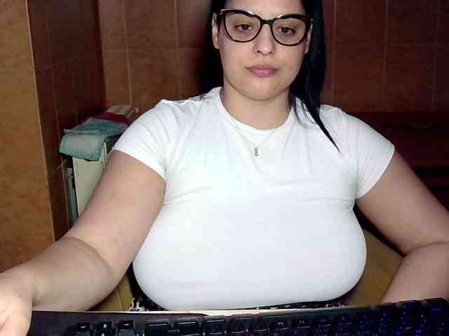 MoniqQuuen webcam