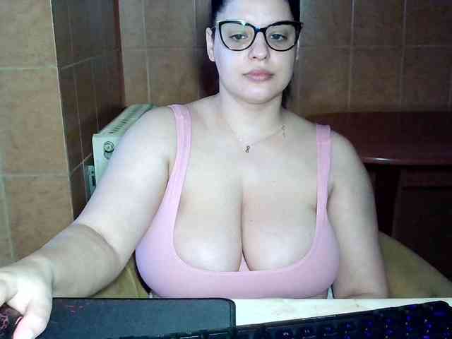 MoniqQuuen webcam