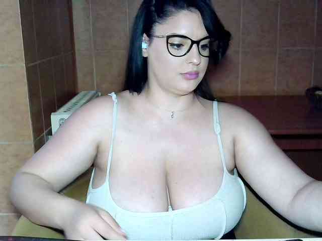 MoniqQuuen webcam