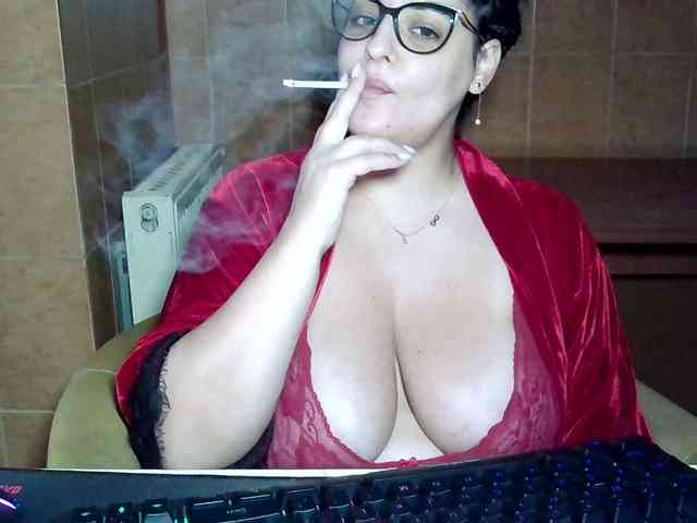 MoniqQuuen webcam