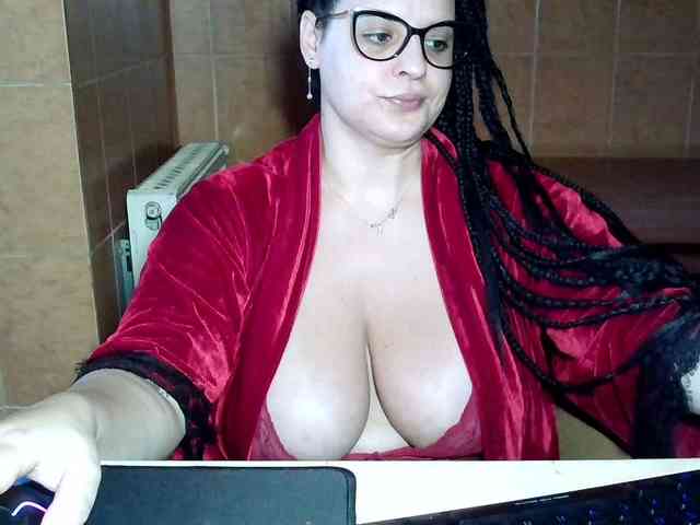 MoniqQuuen webcam