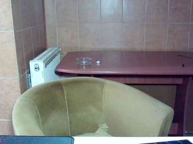 MoniqQuuen webcam