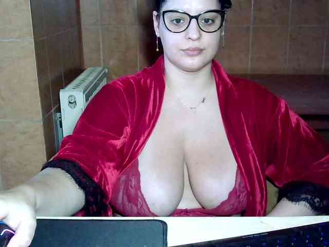 MoniqQuuen webcam