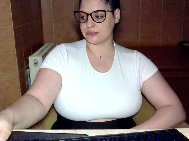MoniqQuuen webcam