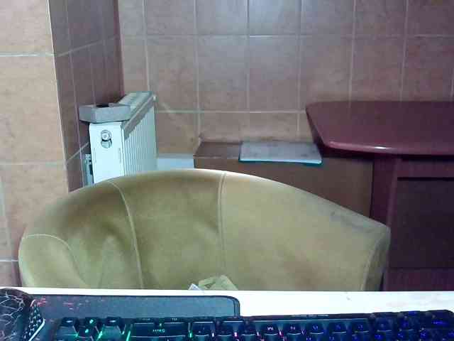MoniqQuuen webcam