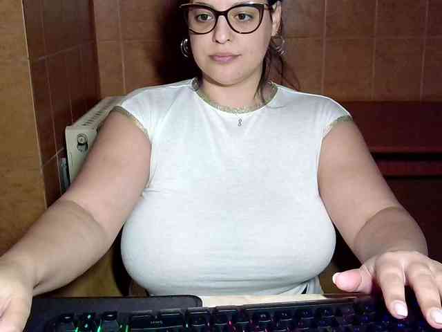 MoniqQuuen webcam