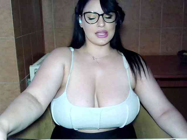 MoniqQuuen webcam