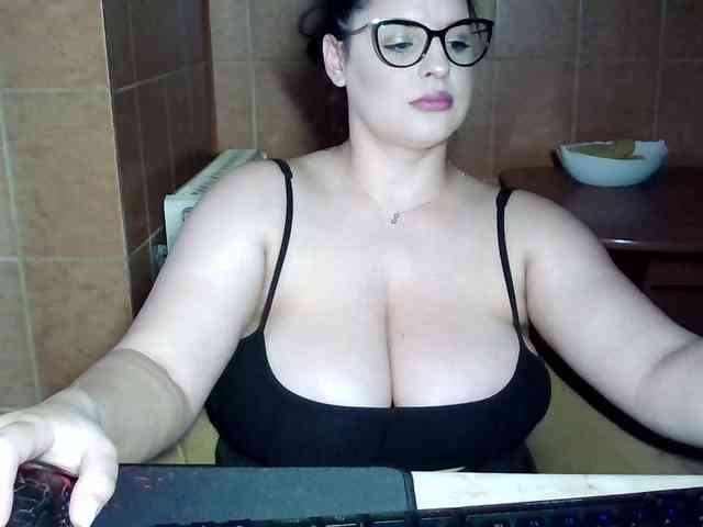 MoniqQuuen webcam