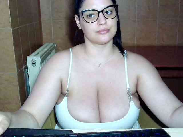 MoniqQuuen webcam