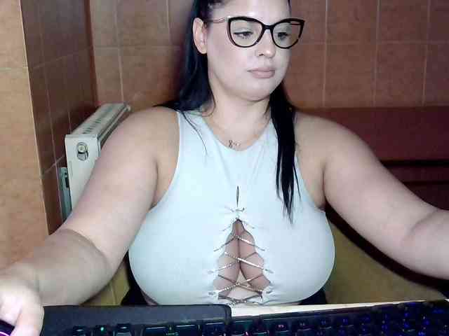 MoniqQuuen webcam