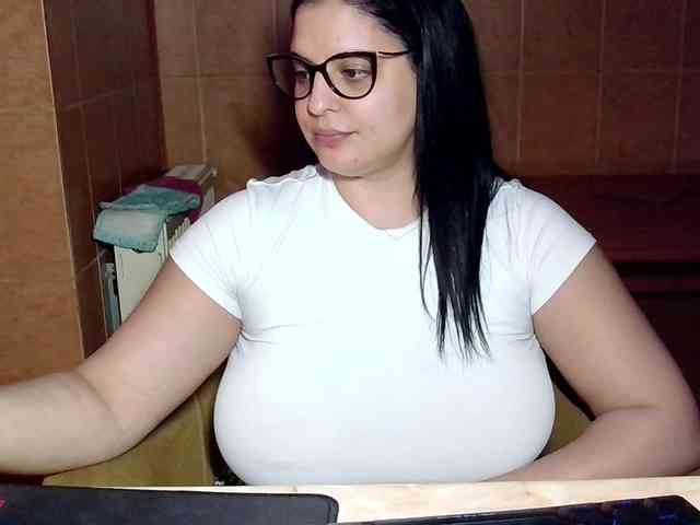 MoniqQuuen webcam