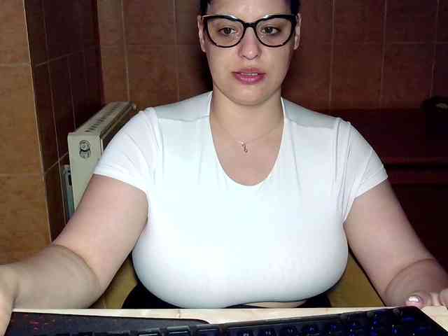 MoniqQuuen webcam
