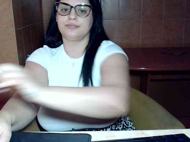 MoniqQuuen webcam