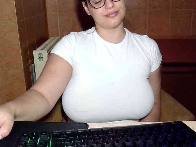 MoniqQuuen webcam