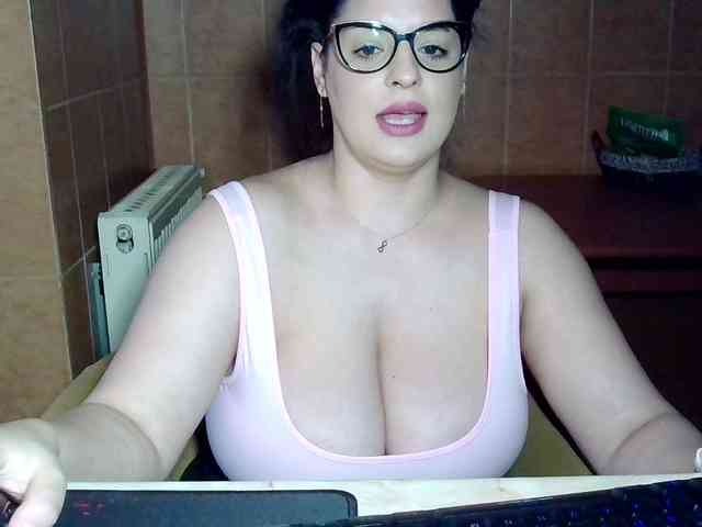 MoniqQuuen webcam