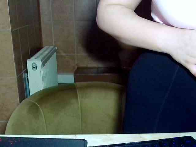 MoniqQuuen webcam