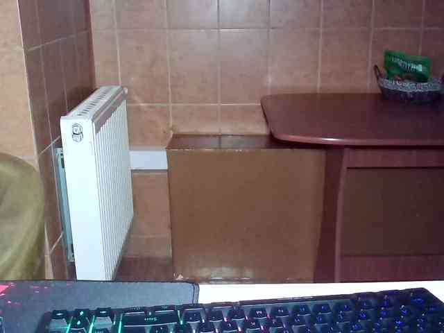 MoniqQuuen webcam
