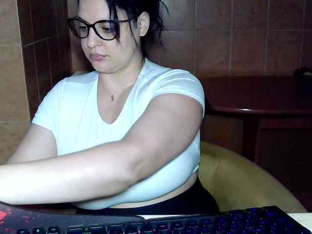 MoniqQuuen webcam