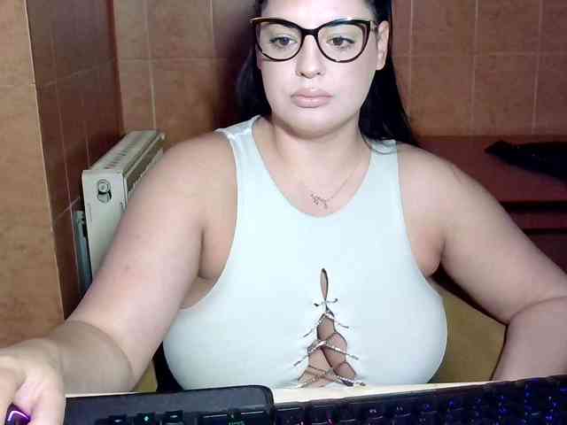 MoniqQuuen webcam