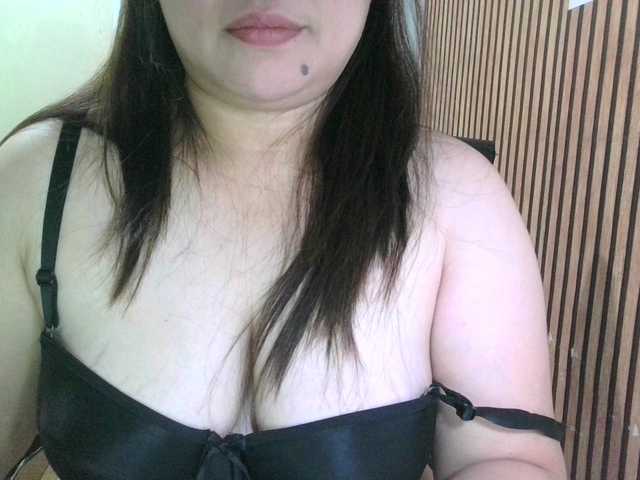 soffia-mae's BongaCams show and profile