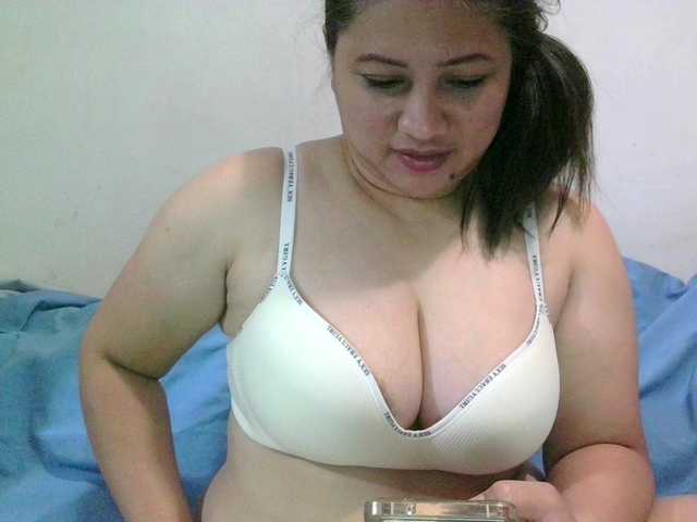 soffia-mae's BongaCams show and profile