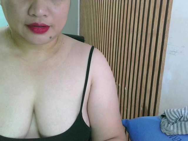 soffia-mae's BongaCams show and profile