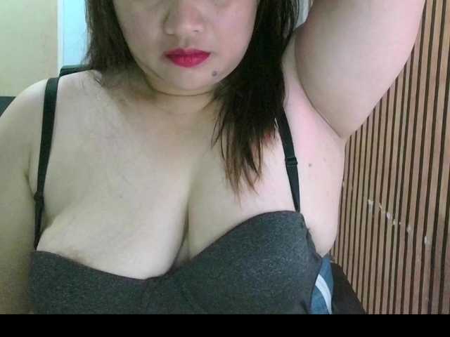 soffia-mae's BongaCams show and profile