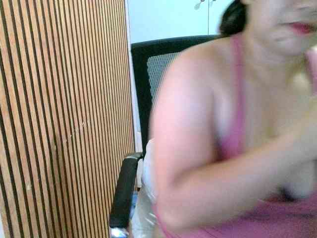 soffia-mae webcam