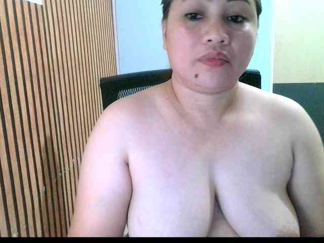 soffia-mae Live Webcam on BongaCams