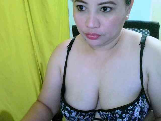 soffia-mae webcam