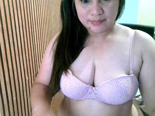 soffia-mae webcam