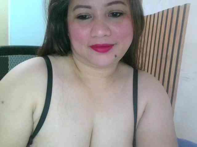 soffia-mae Live Webcam on BongaCams