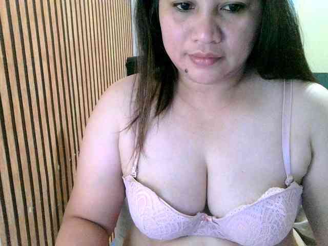 soffia-mae webcam