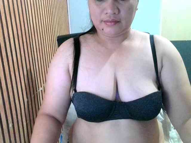 soffia-mae webcam
