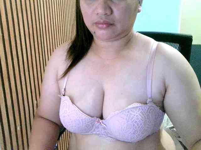 soffia-mae webcam