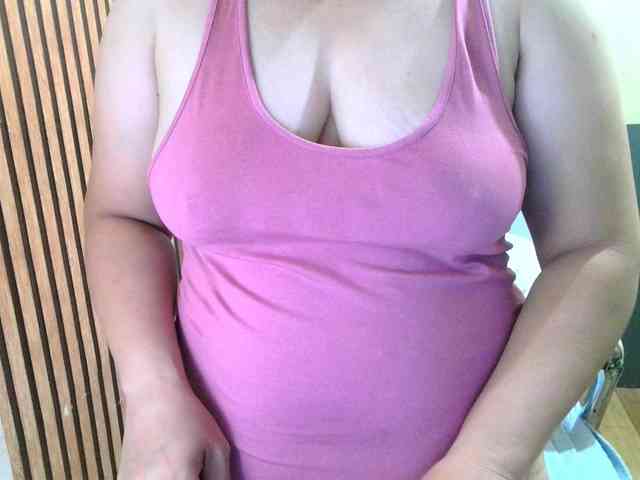 soffia-mae webcam