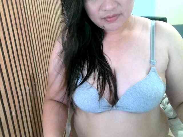 soffia-mae webcam