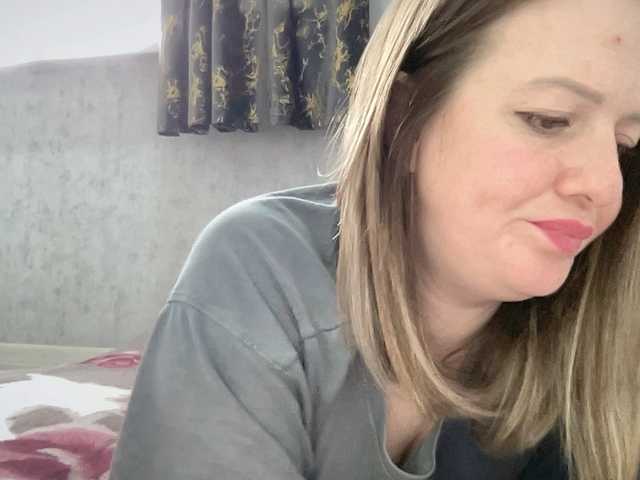 Natalii87's BongaCams show and profile