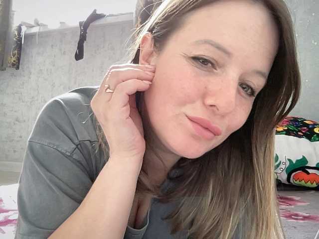 Natalii87's BongaCams show and profile