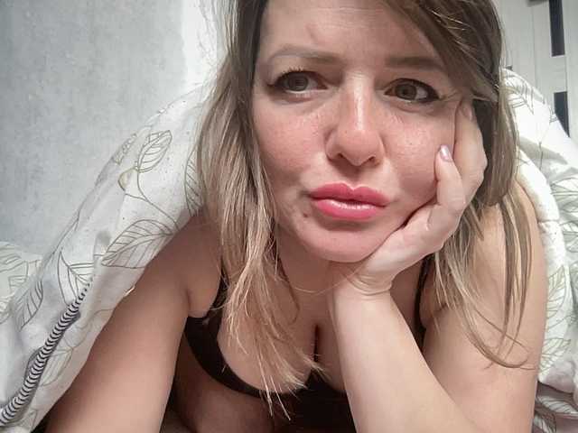 Natalii87's BongaCams show and profile