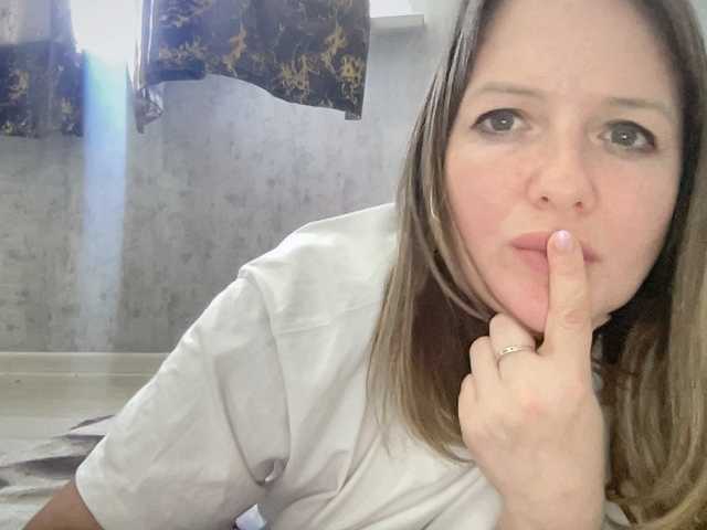 Natalii87's BongaCams show and profile