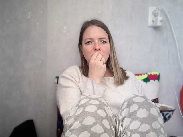 Natalii87's BongaCams show and profile