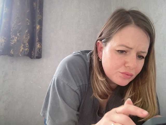 Natalii87's BongaCams show and profile